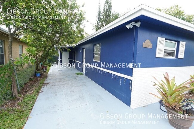 property at 1116 NW 5th Ave