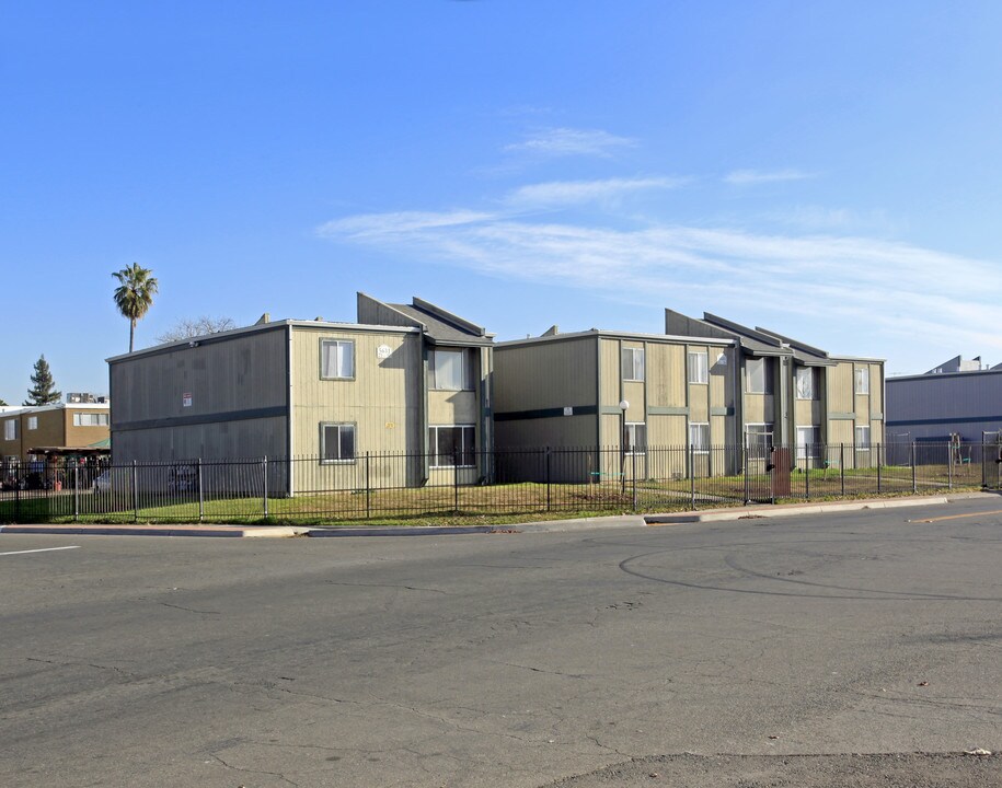 Odea Apartments in Sacramento, CA - Building Photo