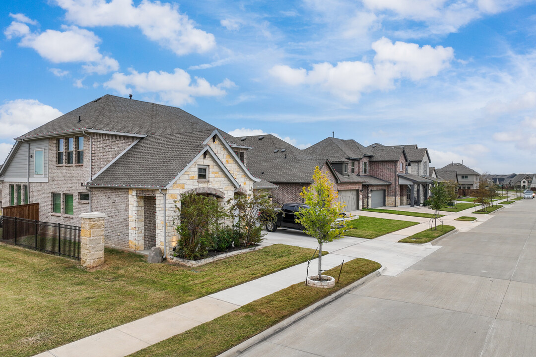 South Pointe in Mansfield, TX - Building Photo