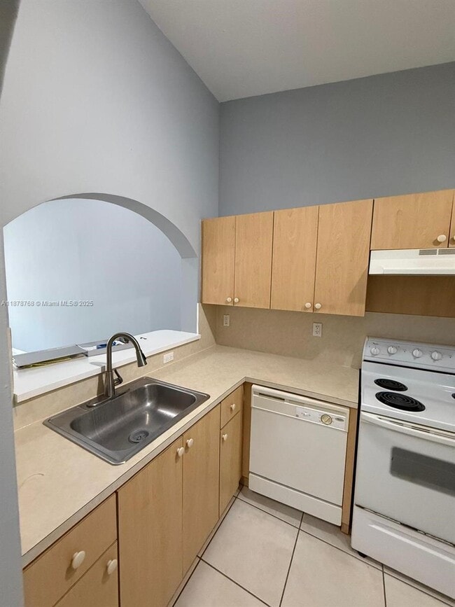 property at 2921 SE 13th Rd