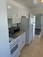 3020 E 17th St in Long Beach, CA - Building Photo - Building Photo
