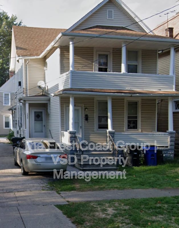 property at 3620 Walton Ave