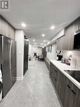 271-271 Ontario St in Toronto, ON - Building Photo - Building Photo