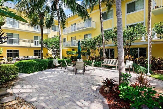 1515 E Broward Blvd, Unit 124 in Fort Lauderdale, FL - Building Photo - Building Photo
