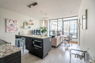 8 Charlotte St, Unit SI ID1513074P in Toronto, ON - Building Photo