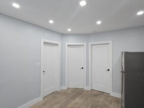 325 Ave E, Unit 3, Bayonne, NJ 07002 in Bayonne, NJ - Building Photo - Building Photo