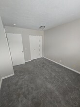 363 Pershing Ave NE in North Canton, OH - Building Photo - Building Photo