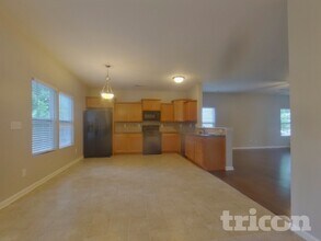 1025 Joselynn Drive in Gastonia, NC - Building Photo - Building Photo