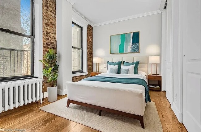 350 W 21st St, Unit 2A in New York, NY - Building Photo - Building Photo