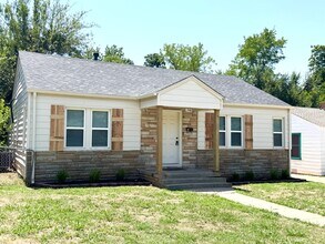 1748 NE 20th St in Oklahoma City, OK - Foto de edificio - Building Photo