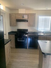 665 Memorial Way in Paradise, CA - Building Photo - Building Photo
