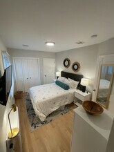 76 Thorndike St, Unit 2 in Cambridge, MA - Foto de edificio - Building Photo