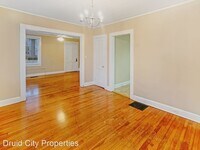 2011 13th St photo'