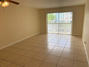 15221 NE 6th Ave in Miami, FL - Building Photo - Building Photo