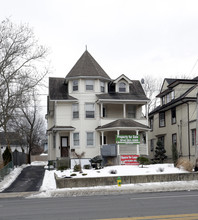 207 Central Ave in White Plains, NY - Building Photo - Primary Photo