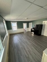 518 Privilege St, Unit APT #3 in Woonsocket, RI - Building Photo - Building Photo
