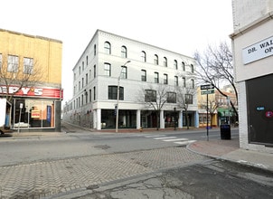Lincoln Studios in Waltham, MA - Building Photo - Building Photo
