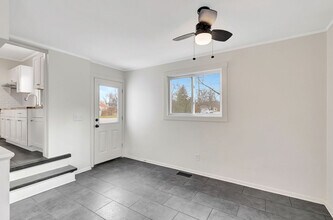 6985 Beechmont Ave in Cincinnati, OH - Building Photo - Building Photo