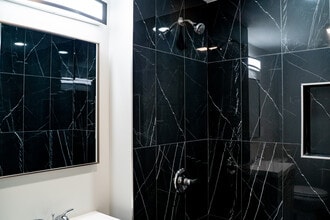 Kenmore Apartments in Southington, CT - Foto de edificio - Building Photo