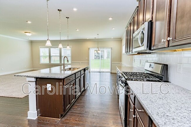 14 Larson Dr in Simpsonville, SC - Building Photo - Building Photo