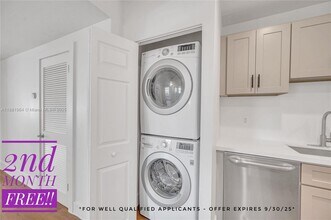 893 NE 81st St in Miami, FL - Building Photo - Building Photo