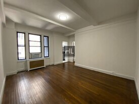 EAST 46 STREET, Unit 8M in New York, NY - Building Photo