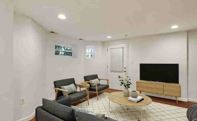 property at 1038 Lamont St NW