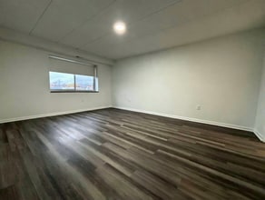 30 Hill Rd, Unit 202 in Belmont, MA - Foto de edificio - Building Photo