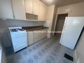 1067 23rd St in Des Moines, IA - Building Photo - Building Photo