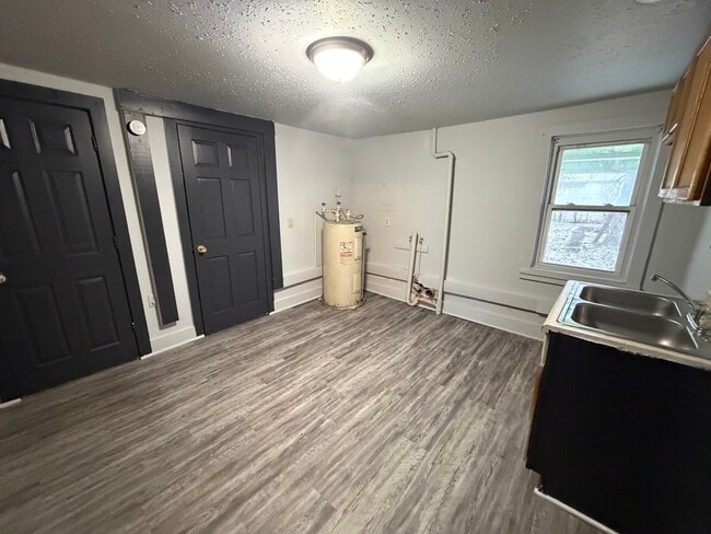 618 Porter St in Danville, IL - Building Photo - Building Photo