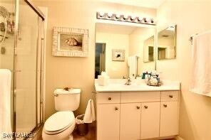 20000 Barletta Ln in Estero, FL - Foto de edificio - Building Photo