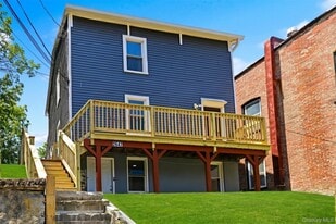 2647 E Main St in Wappingers Falls, NY - Building Photo