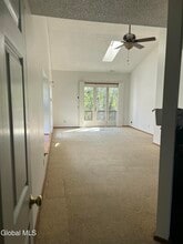4607 Foxwood Dr S in Clifton Park, NY - Building Photo - Building Photo