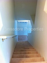 660 NW Ledum Ln in Hillsboro, OR - Building Photo - Building Photo