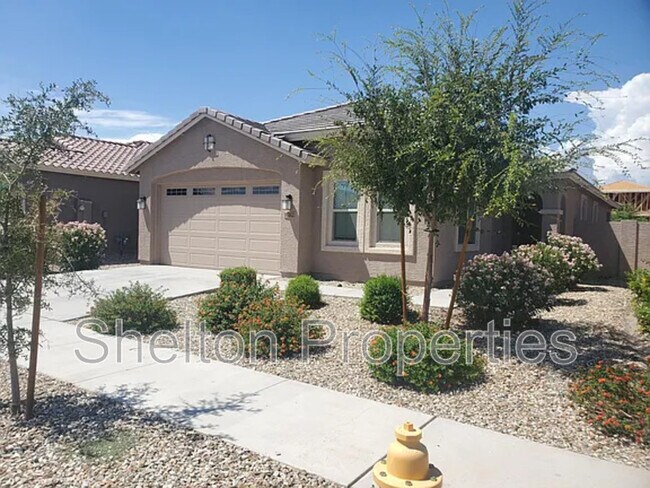 16562 W Charlotte Dr in Surprise, AZ - Building Photo - Building Photo
