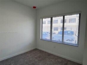 14559 SW 261 St Ter in Princeton, FL - Building Photo - Building Photo