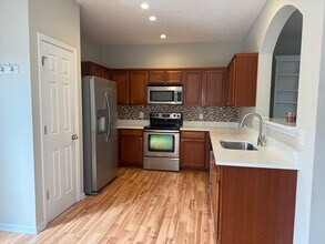 8109 Valley Oak Dr in Brentwood, TN - Building Photo - Building Photo