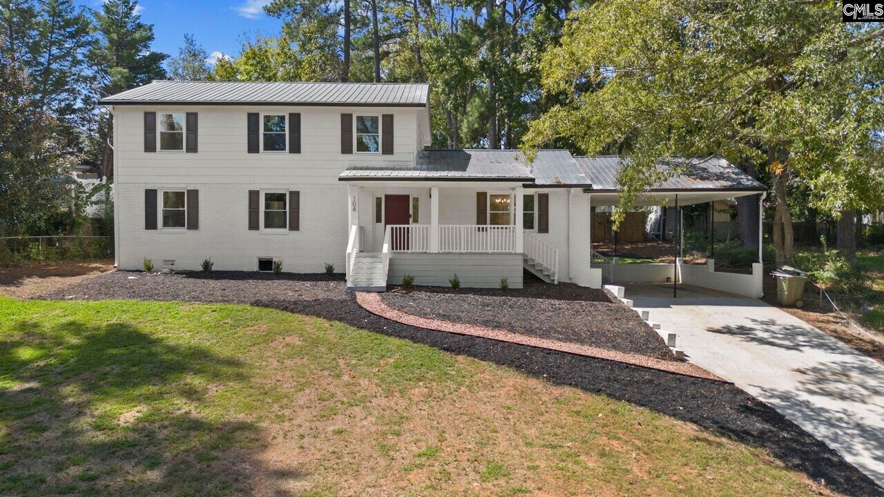 104 Dogwood Ave in Winnsboro, SC - Building Photo