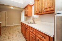 10807 Garrick Ln photo'