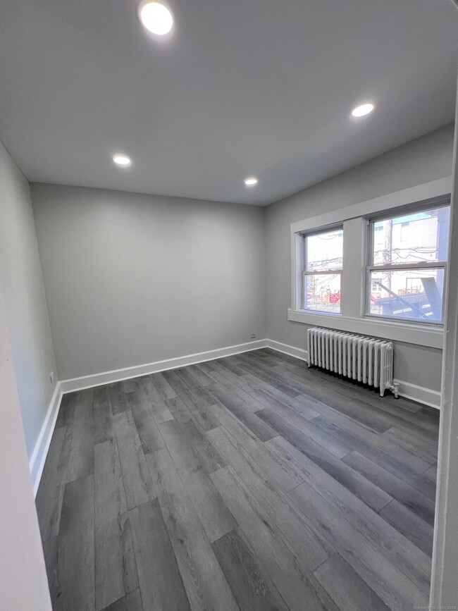 81 Jetland St in Bridgeport, CT - Building Photo - Building Photo