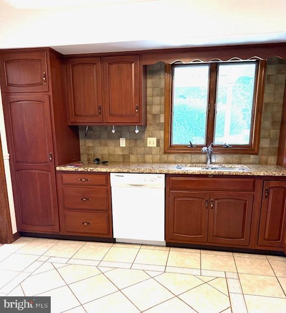 property at 928 Grace St