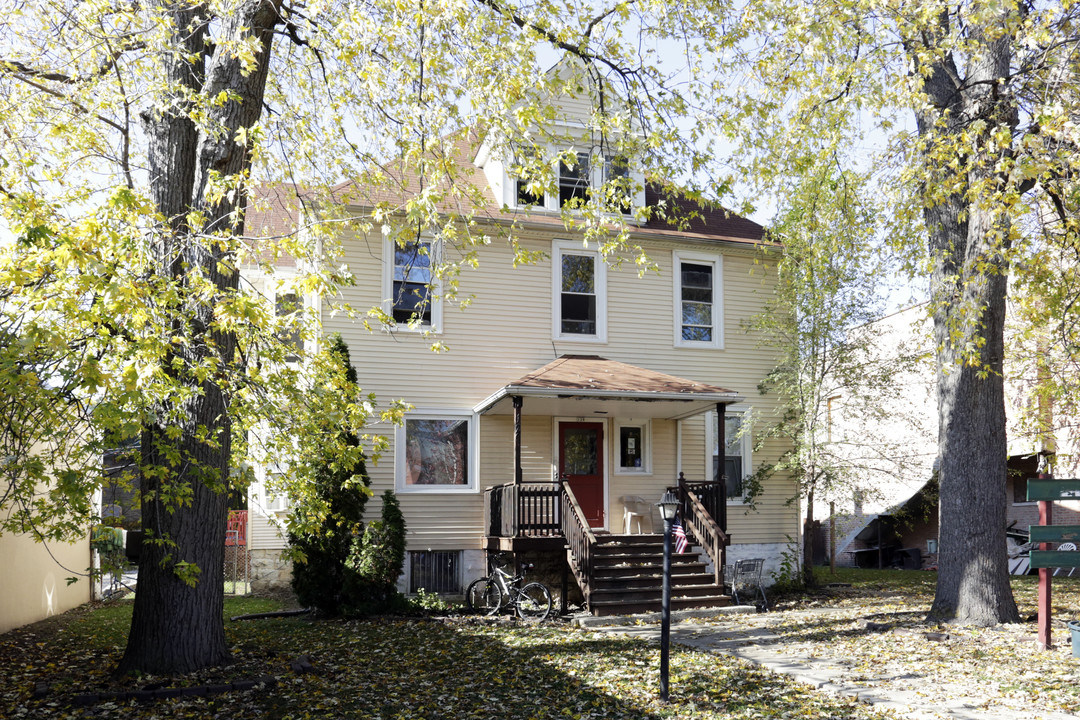 120 S 5th Ave in Maywood, IL - Building Photo