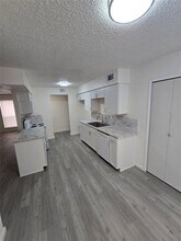 1402 Frio Ln in Garland, TX - Building Photo - Building Photo