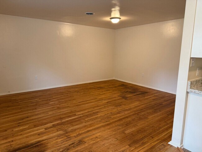 3815 Woodlake Dr in Knoxville, TN - Building Photo - Building Photo