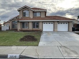 2035 W Sunnyview Dr in Rialto, CA - Building Photo