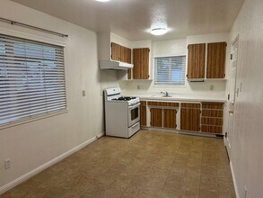 7643 Milldale Cir in Elverta, CA - Building Photo - Building Photo