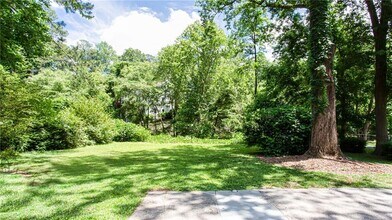 4293 Rickenbacker Way NE in Atlanta, GA - Building Photo - Building Photo