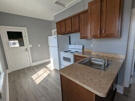 33 Central Ave in Ravena, NY - Building Photo