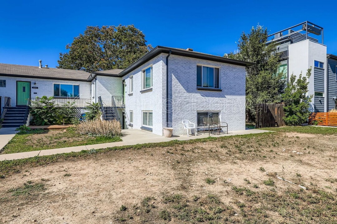 3249 Steele St in Denver, CO - Building Photo