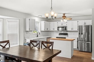 106 Mt Olympus Ct in St. Peters, MO - Building Photo - Building Photo